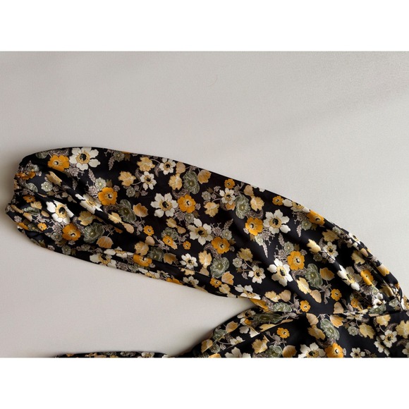 ASTR The Label Women's Black Yellow Floral Asymmetrical Collared Wrap Top Size M - Picture 5 of 13